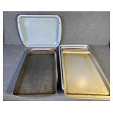 Cookie sheets , Baking pans