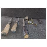 Antler carving set whistle and more.