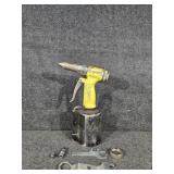 Air Rivet Gun