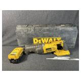 DeWalt Reciprocating Saw w/Blades