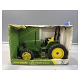 1:16 Ertl John Deere 6400 MFWD Tractor