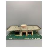 Tin toy service center
