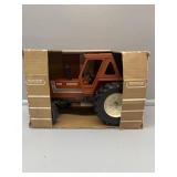 ERTL 1:16 Scale Hesston 1380 Tractor