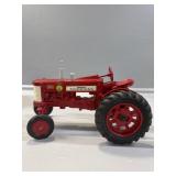1:16 Ertl Farmall 350