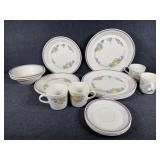 Corelle Coffee Cups(4) , Dessert,Plates(4), Dinner
