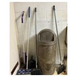 Rubbermaid Commercial Trashcan, Swiffer Mops(2)