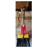 Snow Shovels, Handled Dust Pan