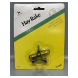 1:64 John Deere Hay Rake
