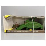 1:16 John Deere 1940 12A Combine