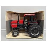 ERTL1:16 Case International 2594