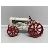 1:16 Fordson Steel Wheel  Cast Tractor