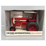 ERTL 1:16 International Hydro 100 ROPS