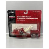 ERTL 1:64 Farmall 560 w/ Mounted Picker & Wagon