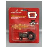 1:64 Massey Ferguson 1100, Scale Model