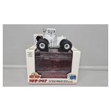 1:64 Big Bud 16V-747 760HP, Toy Farmer Edition