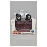 1:64 Big Bud 16V-747 760HP, Toy Farmer Edition