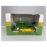 1:16 Spec Cast John Deere MC Crawler, Steel Tracks