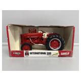 ERTL 1:16 International 300 Utility