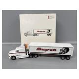 1:64 Winross Snap-On Semi & Trailer