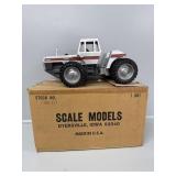 1:16 White 4-270 4 WD