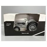 Scale Models 1:16 Massey Furgenson TO-20Fersguson
