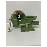 Fuller 3-1/2" Bench Vise