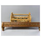 Heart shaped ends Magazine rack