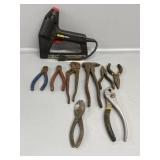 Stanley TRE 300 Electric Stapler/Nailer, Pliers