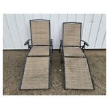 Lounging Lawn Chairs