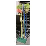 Various Mops