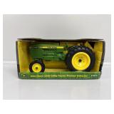 ERTL 1:16 John Deere 2440 Utility Tractor Die-Cast