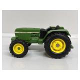 ERTL John Deere Tractor Die-cast W/Plastic