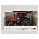 ERTL 1:32 Case International Tractor Die-cast