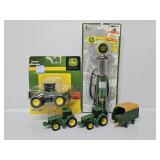 ERTL Tractors, John Deere Gas Pump & Wagon