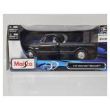 Maisto 1:27 Chevrolet Siverado Truck