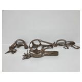 Leg-Hold Traps (4)