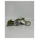 Westland Giftware 1:18 Die-cast Military Chopper