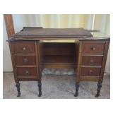 Dresser Featuring  A  Detachable Tri-Fold Mirror