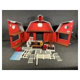 Breyer Paddock Pals Carrying Case, Fencing, Toy