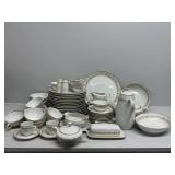 Sheffield Imperial Gold Dinner Plates, Saucers,