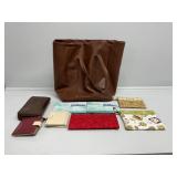 Womenï¿½s Bag and Wallets