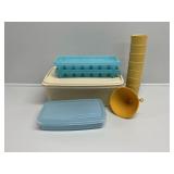 Ice Cube Trays(2), Cups(7),