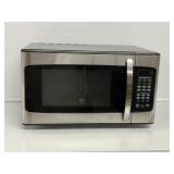 Hamilton Beach 1.1 CU Microwave 1000 Watt