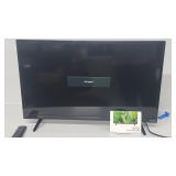 Vizio 32" TV  With Remote Powers On