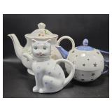 Porcelain Teapots(3)