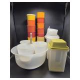 Tupperware Dishes