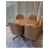 Dining Table W/ Rolling Chairs (4)