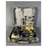 Dewalt Cordless Adjustable Clutch Drill with 2