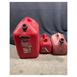 Red Plastic Gas Cans -3