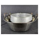 Aluminum Pots W.Handles and Wooden Grips